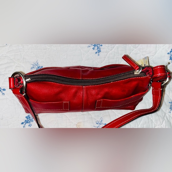 Fossil Emily Cherry Red Leather Shoulder Bag NEW!! - Picture 6 of 12